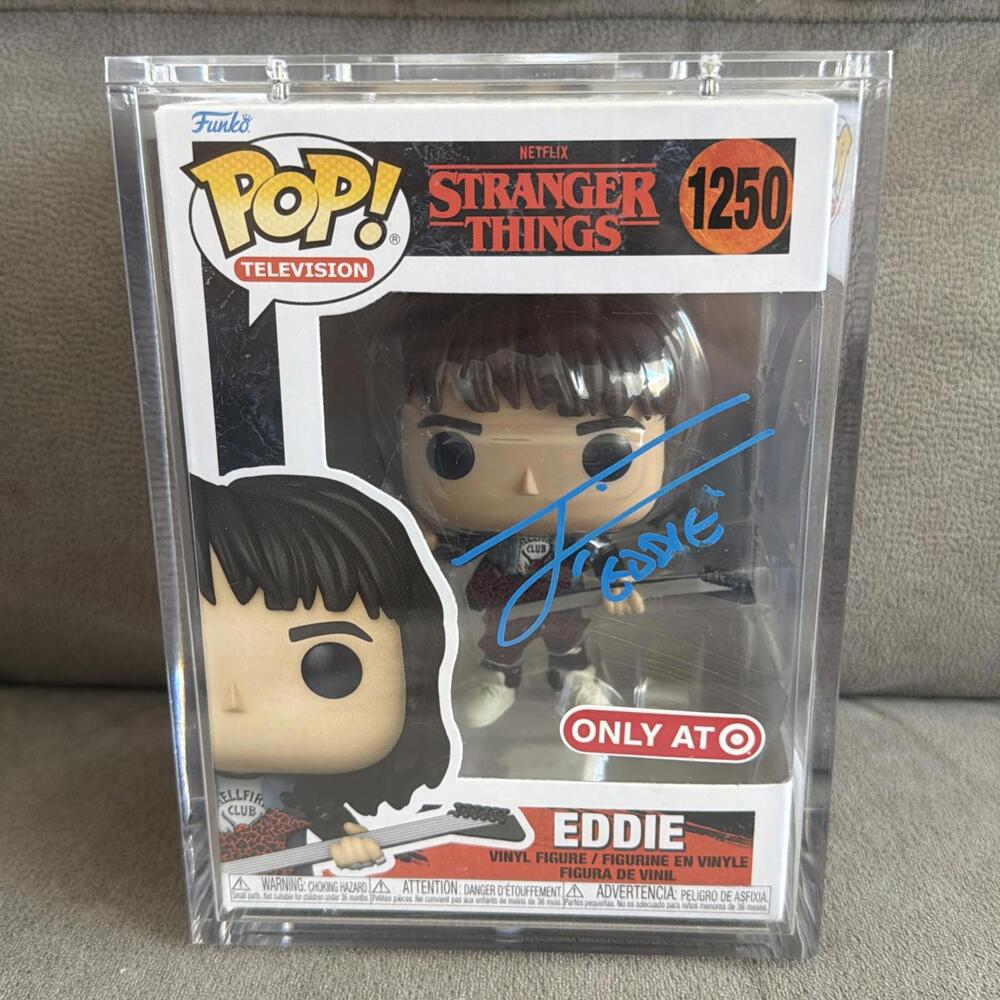 Eddie Stranger Things Funko Pop Signed By Joseph Quinn Coa In Hard Stack